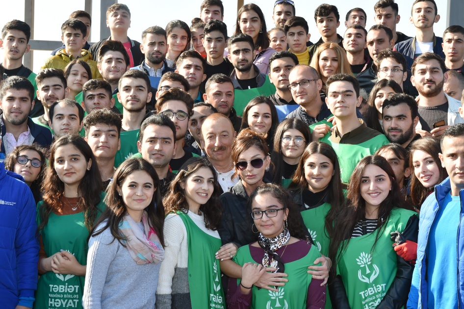 Keçmişdən güc, bu gündən ilham alaraq sabaha doğru