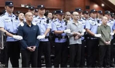 Çin Bay mafiya ailəsinin dörd üzvünü edam edib