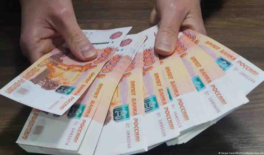 Rusiya Federasiyasından nağd rubl və qızılın çıxarılması məhdudlaşdırılacaq