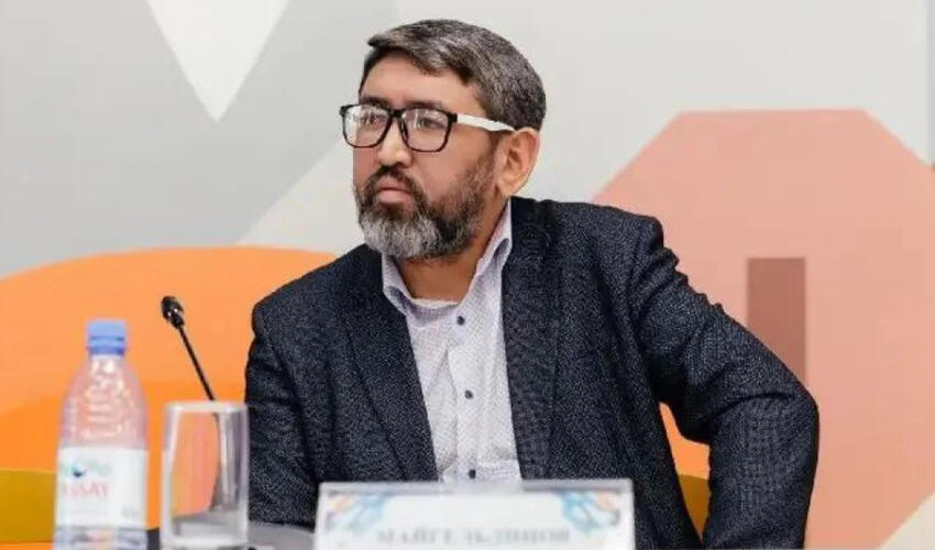 Qazaxıstan Mərkəzi Asiyada, Azərbaycan isə Cənubi Qafqazda mühüm coğrafi mövqeyə malik dövlətlərdir