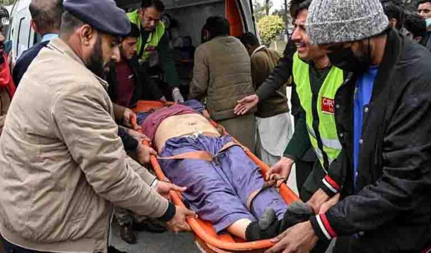 Pakistanda məsciddə baş verən partlayışda 30-dan çox insan ölüb