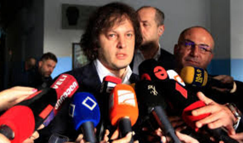 Aİ ilə münasibətlər pis olaraq qalır