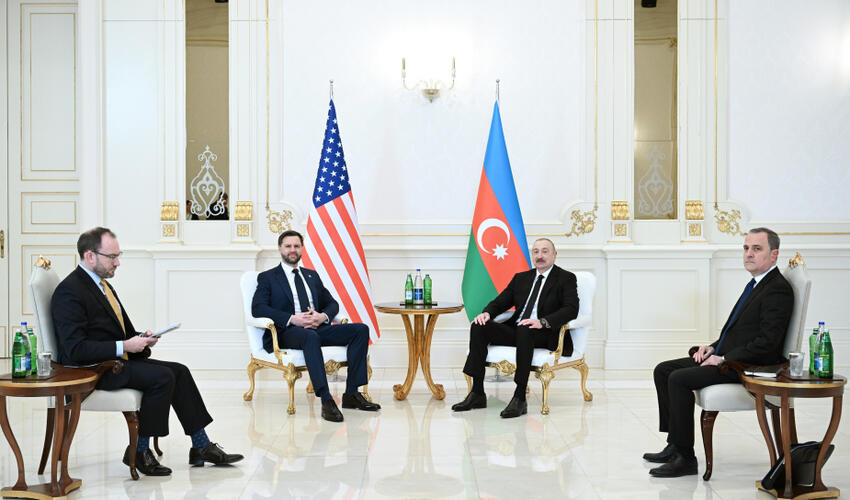 Bakıda “Azərbaycan Respublikası Hökuməti ilə Amerika Birləşmiş Ştatları Hökuməti arasında Strateji Tərəfdaşlıq Xartiyası”nın imzalanma mərasimi keçirilib