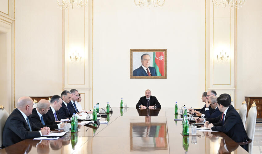 Prezident İlham Əliyevin sədrliyi ilə “Azərbaycanın yeni rəqəmsal arxitekturası” adlı vahid fəaliyyət planına həsr olunmuş müşavirə keçirilib