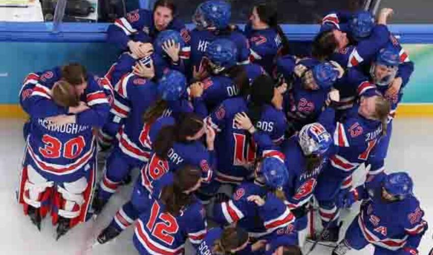 Amerikalı qadın xokkeyçilər Olimpiadanın finalında kanadalıları məğlub edərək çempion adını qazanıblar