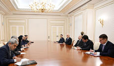 Prezident İlham Əliyev İranın yol və şəhərsalma nazirinin başçılıq etdiyi nümayəndə heyətini qəbul edib