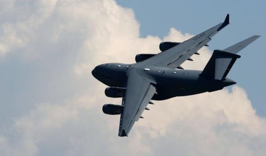 FT: ABŞ İran ətrafındakı bazalarda hərbi təyyarələrin sayını artırır