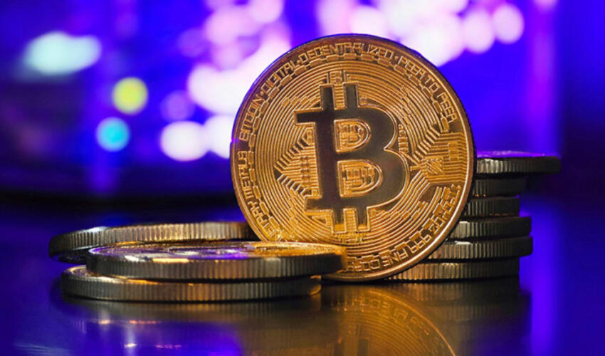 İki ən böyük kriptovalyutanın məzənnəsi enir