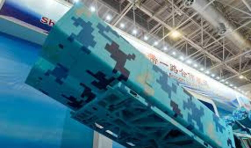 Tramp: İran ABŞ-a çata biləcək raketlər hazırlayır