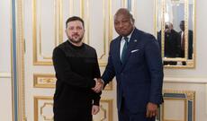 Qana Zelenskidən Ukraynaya qarşı Rusiya tərəfində döyüşən qanalı əsirlərin azad edilməsini istəyib