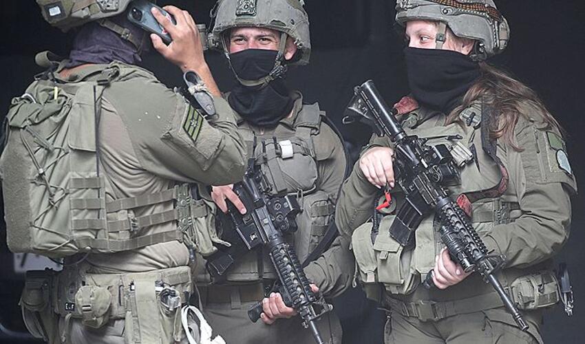 İsrail 100.000 ehtiyat əsgərini səfərbər edir