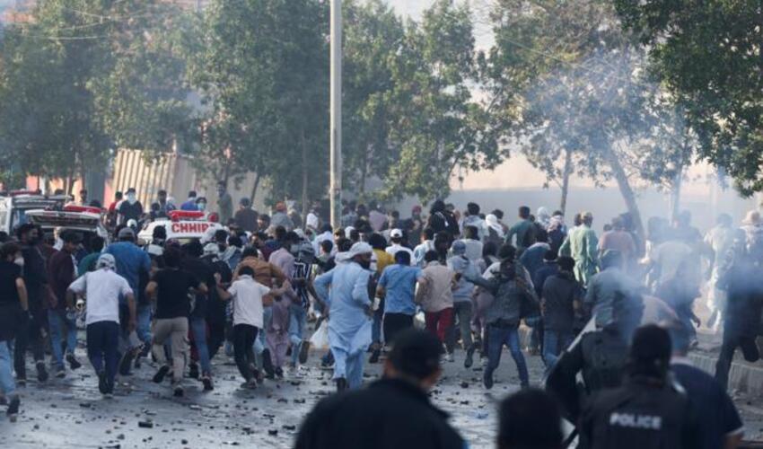 Pakistanda etiraz aksiyasında ölənlərin sayı 20-yə çatıb