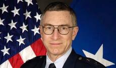 UFO nəzəriyyələri ilə əlaqəli təqaüddə olan ABŞ Hərbi Hava Qüvvələri generalı itkin düşüb