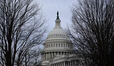 ABŞ Senatı Trampın İranla müharibədə səlahiyyətlərini məhdudlaşdıran qətnaməni rədd etdi