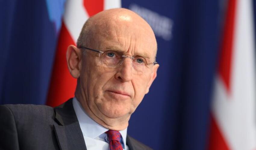 Britaniya BƏƏ-ni İrandan qorumaq üçün qırıcı təyyarələr göndərdi