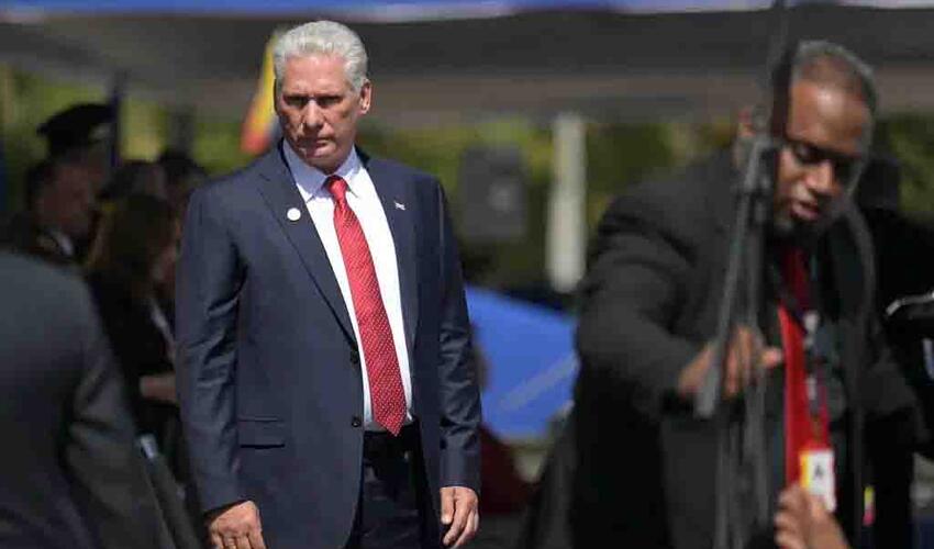 ABŞ Kubanın prezidentinin istefasını tələb edir