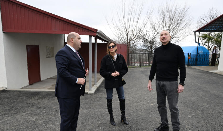 Prezident İlham Əliyev Xocavəndin Xanoba kəndində fərdi evlərin və infrastrukturun bərpası sahəsində görülən işlərlə tanış olub