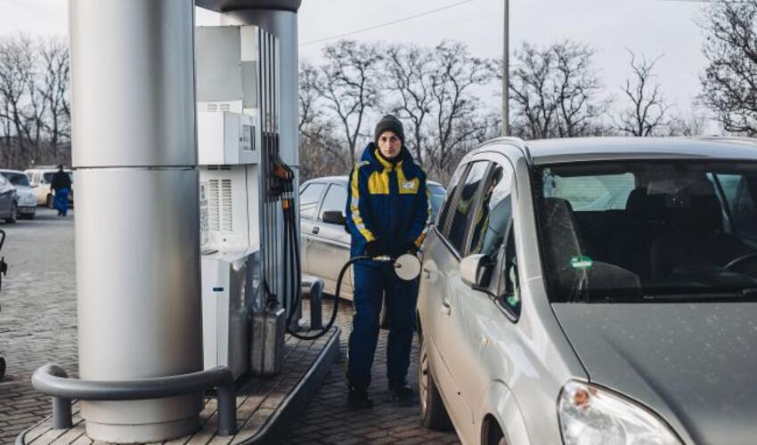 Avropa İran səbəbindən yanacaq doldurmaya sərt məhdudiyyətlər tətbiq edir