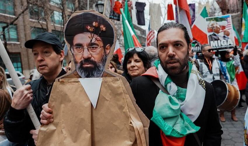 İranın yeni ali rəhbəri ABŞ ilə danışıqlara razılıq verib