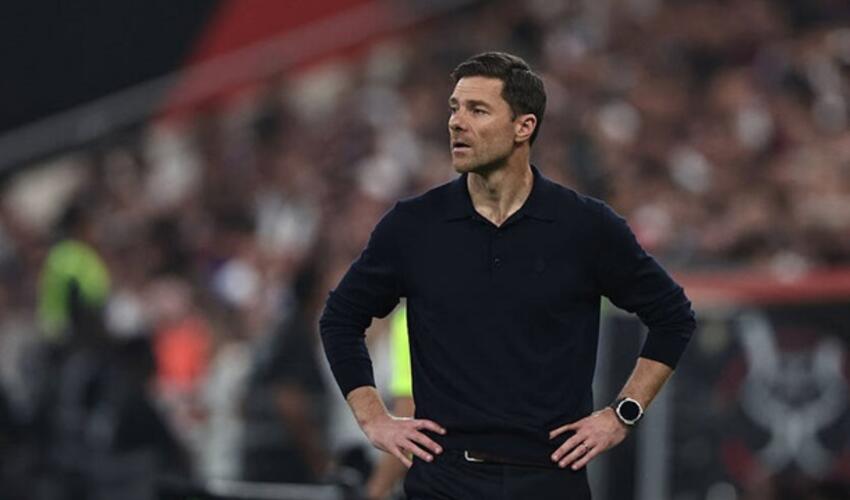 Xabi Alonso "Liverpul"un baş məşqçisi vəzifəsi üçün ən uyğun variant kimi nəzərdən keçirilir