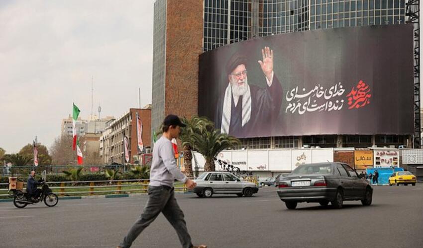 İran yeni tələb irəli sürür: Fars körfəzi ölkələrindəki Amerika bazaları bağlansın