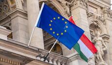 AB Macarıstanın müdafiə sahəsinin maliyyələşdirilməsini dondurub