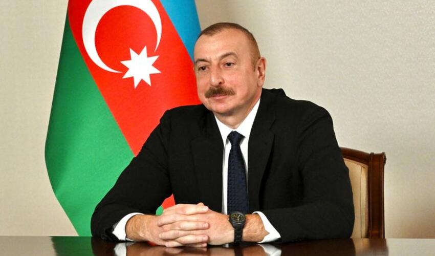 Dərbənddəki Azərbaycan Dövlət Musiqili Dram Teatrının yenidənqurmadan sonra açılışı münasibətilə təbrik