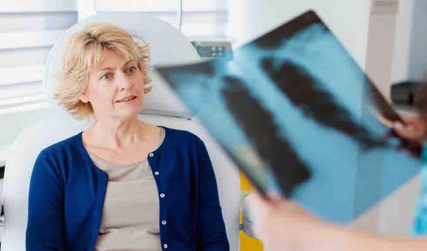 Həkimlər ağciyər xərçənginin əsas simptomu barədə xəbərdarlıq ediblər