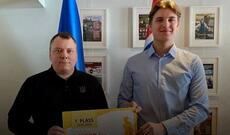 Norveçli yeniyetmə Olimpiada mükafatını Ukrayna Silahlı Qüvvələrinə bağışlayıb