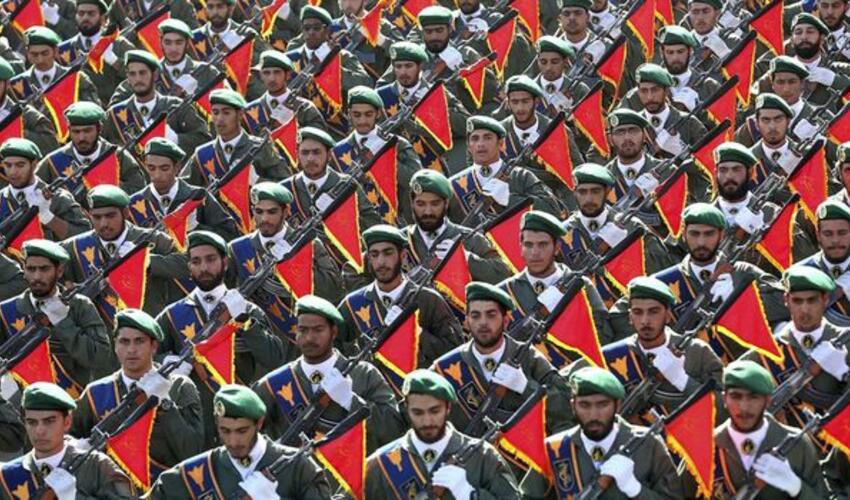 İranın İslam İnqilabı Keşikçiləri Korpusuna (İİKK) aid tapşırıqlarda 12 yaşlı uşaqların istifadəsi müharibə cinayətidir