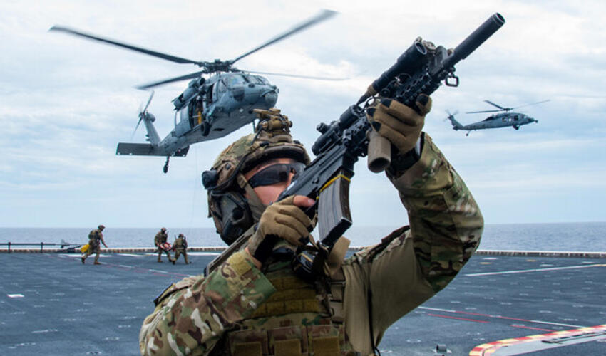 Çin Şirkətləri ABŞ Hərbi Qüvvələri haqqında "Kəşfiyyat" alverinə başlayıb