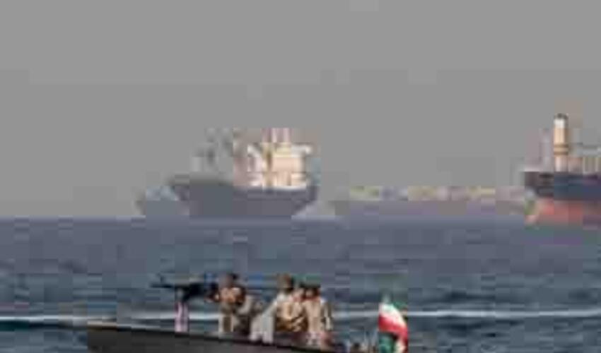 İran Hörmüz boğazını açmaqdan imtina edib və ABŞ-ın ultimatumlarını rədd edib