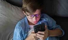 Yunanıstanda 15 yaşdan kiçik uşaqlar üçün sosial şəbəkələrə qadağa qoyulacaq