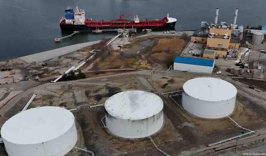 Neftin qiymətləri İranda atəşkəs xəbərlərindən sonra aşağı düşüb