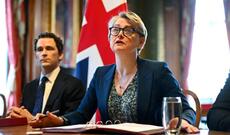 Böyük Britaniya Livanın ABŞ və İranın atəşkəs zonasına daxil edilməsini tələb edəcək