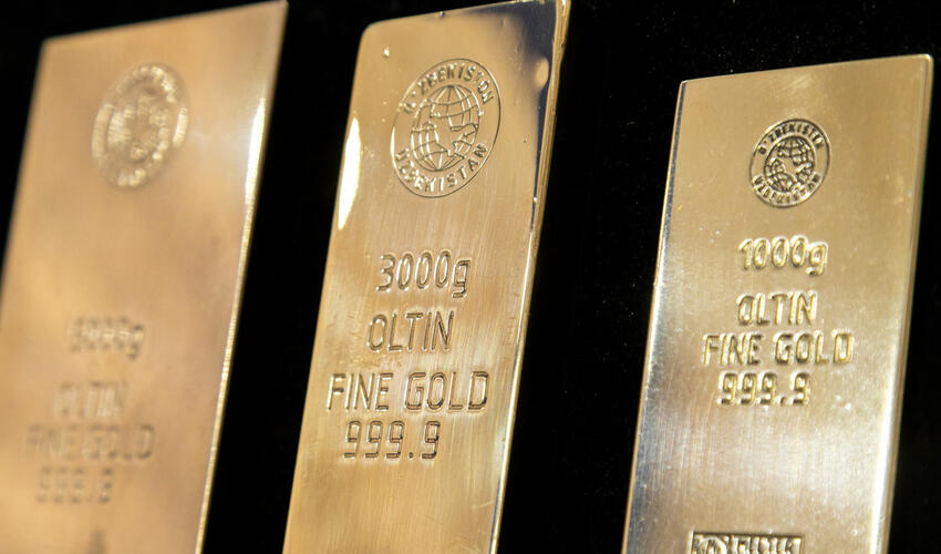 Özbəkistanın qızıl və valyuta ehtiyatları səkkiz ayda ilk dəfə 8,1 milyard dollar azalıb