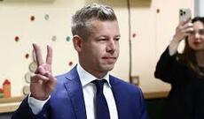 Peter Madyar  Vladimir Putinlə münasibət quracağını, lakin bunun "dostcasına" olmayacağını vurğulayıb