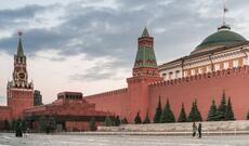 Bloomberg: Кreml Putinin reytinqinin aşağı düşməsindən qorxaraq internet məhdudiyyətlərinə yanaşmanı yenidən nəzərdən keçirir