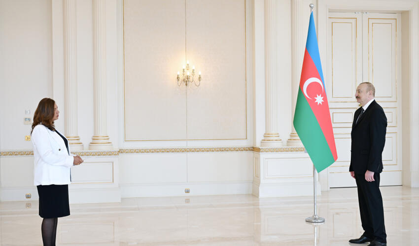 Prezident İlham Əliyev Kolumbiyanın Azərbaycanda yeni təyin olunmuş səfirini qəbul edib