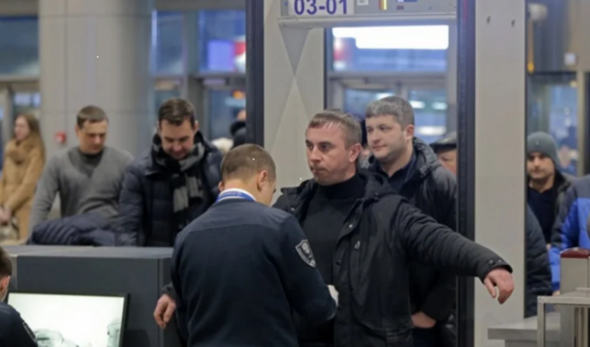 Domodedovo hava limanında ən azı 40 İsrail vətəndaşı saxlanılıb