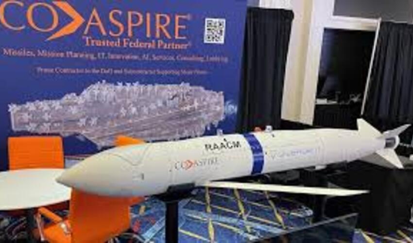 ABŞ-da Tomahawk-a bənzər uzaqmənzilli ucuz kruiz raketini təqdim edilib