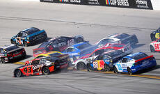 ABŞ-da NASCAR yarışında kütləvi qəza baş verib