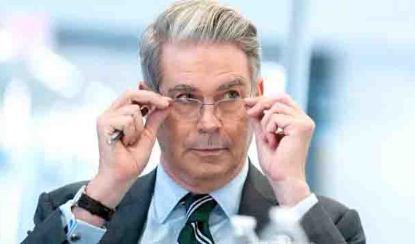 ABŞ İran aviaşirkətləri ilə əməkdaşlıq edən şirkətləri sanksiyalarla hədələyib