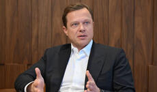 Ağ Ev müşaviri Qruenbaum Ukrayna və İran məsələlərindən uzaqlaşdırılıb