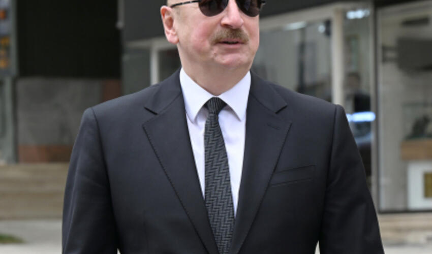 Prezident İlham Əliyev Bakının İslam Səfərli küçəsinin yenidənqurmadan sonra açılışında iştirak edib