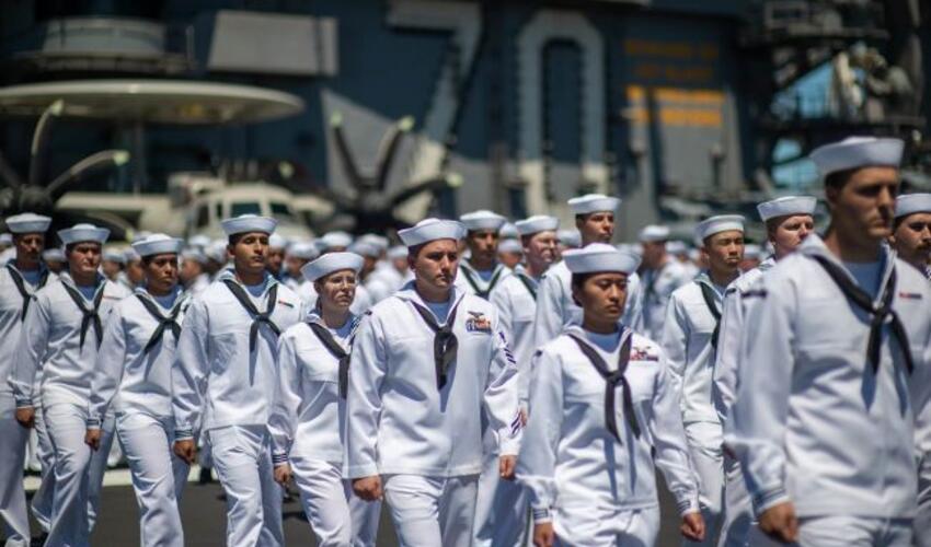ABŞ Trampın planına əsasən Hörmüz boğazına hava qüvvələri və 15.000 əsgər yerləşdirəcək