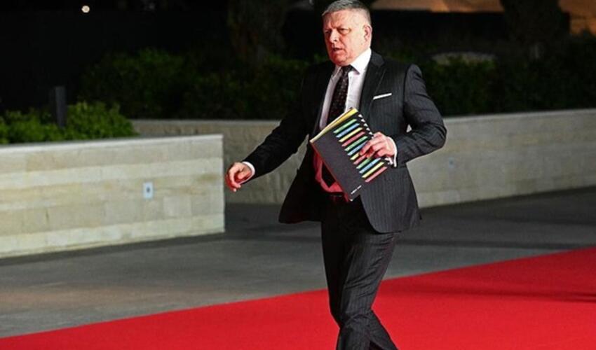 Fitsodan Ukraynanın AB-yə daxil olmasını dəstəkləməyəcəyinə zəmanət verməsini tələb edirlər