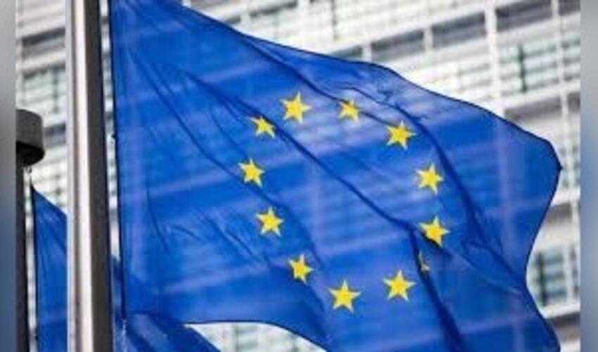 Aİ Rusiyanın xəbərdarlığına baxmayaraq Kiyevdəki diplomatik nümayəndəliyini təxliyə etmək niyyətində deyil