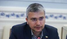 İran, ABŞ və ya İsrail tərəfindən yeni hücumlar olacağı təqdirdə uranı silah səviyyəsinə qədər zənginləşdirməklə hədələyib

İr