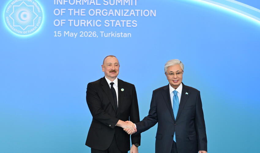 Prezident İlham Əliyev Türküstanda TDT-nin qeyri-rəsmi Zirvə görüşündə iştirak edib